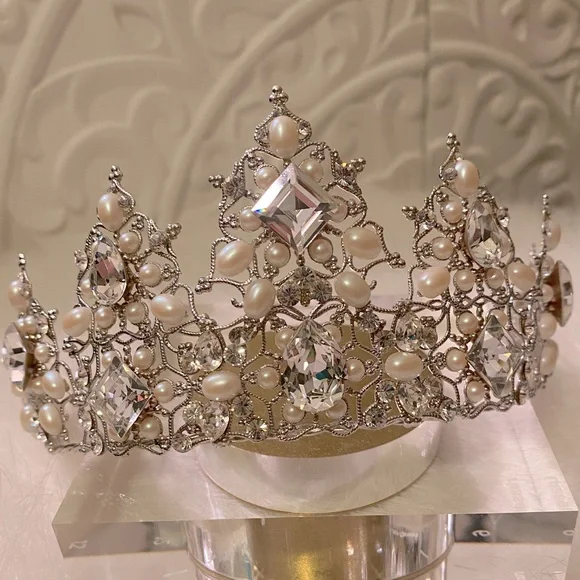 Ansonia | Jewelry | Tiara Ansonia Bridal Veil Crystal And  display picture 3
